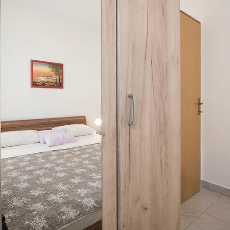 Family Bozo Apartament *